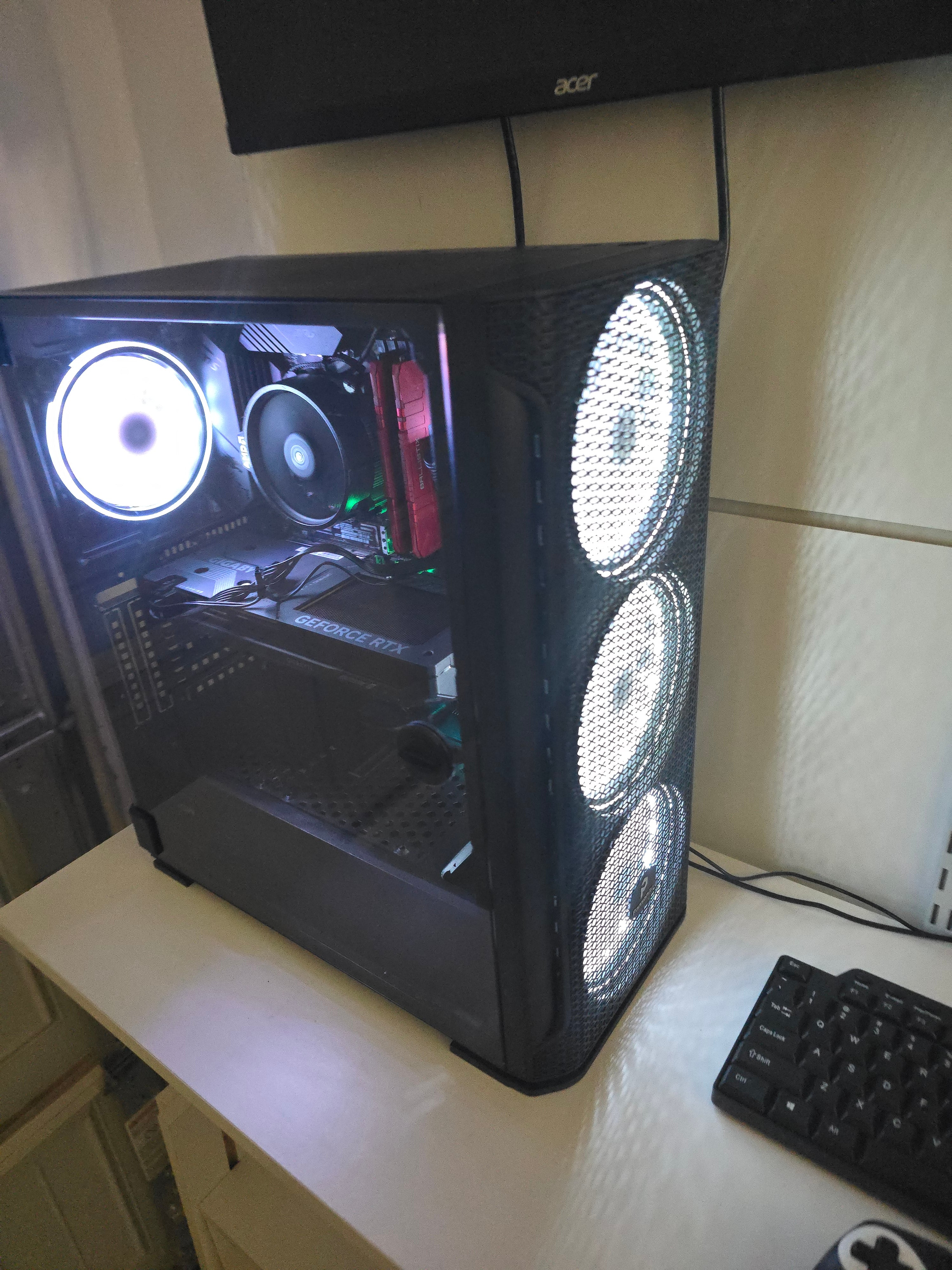 Gaming PC Ryzen 5 with RTX 5050
