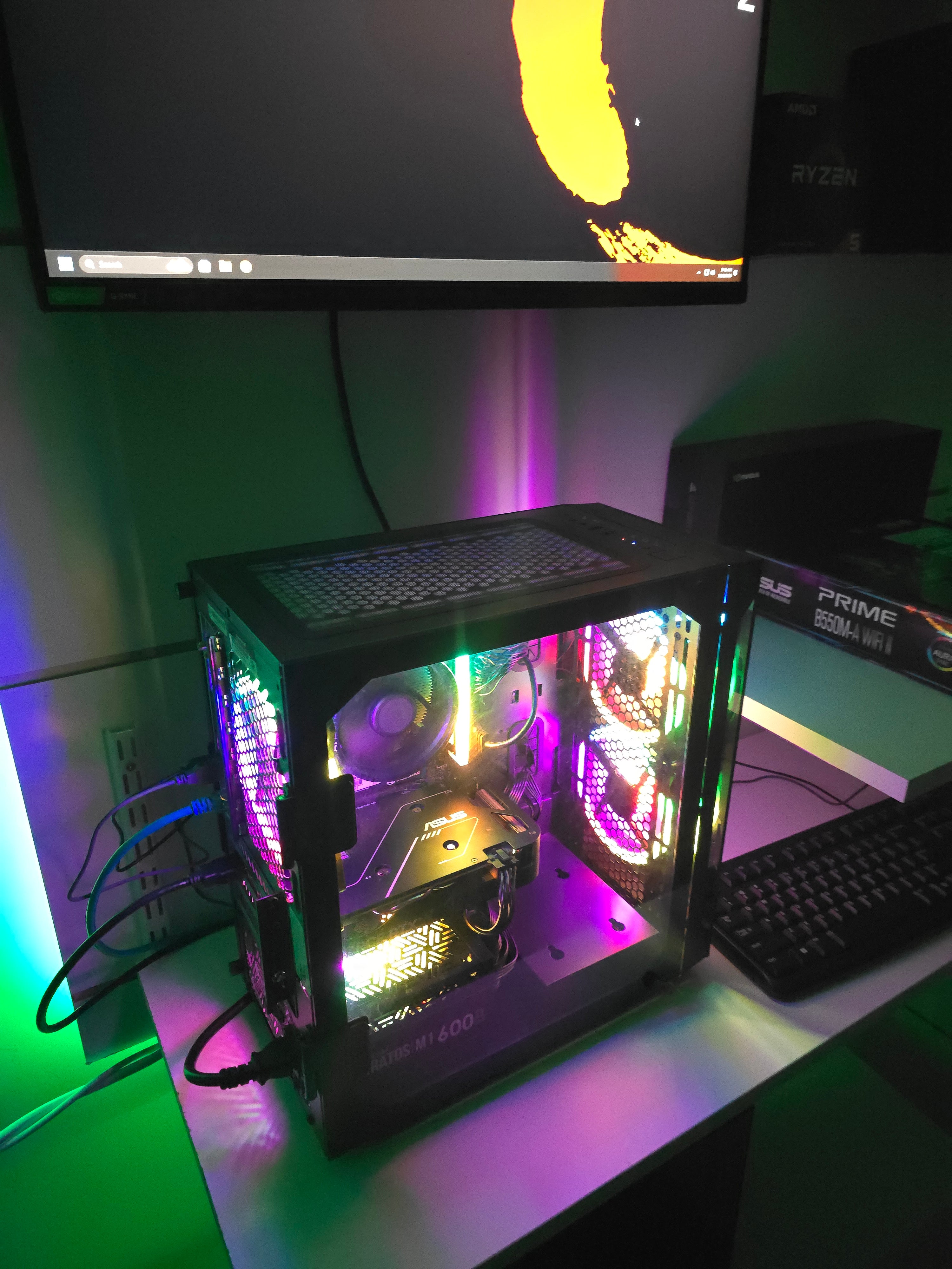 Gaming PC with Ryzen 7 5700 and RTX 4060